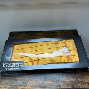 Vintage Wembley Yellow Gold Satin Pleated Cummerbund Tuxedo Accessory Set